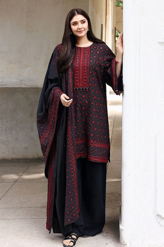 Khaddar & Linen ’25 Winter Collection by Cross Stitch