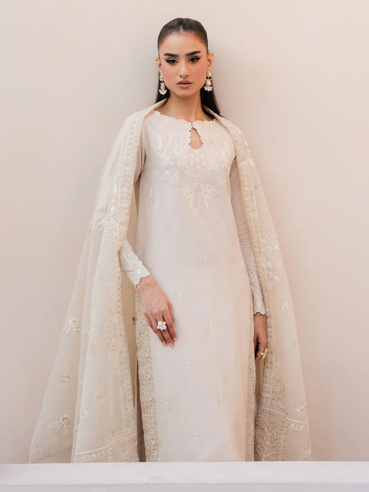 Le Trésor Formals by Izel