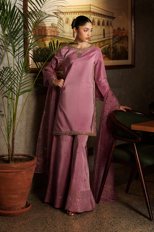 Festive Formals ’26 By İznik