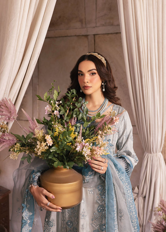 𝑨𝒍𝒎𝒂𝒓𝒊-𝒆-𝑵𝒂𝒂𝒛 – Formals by Zarizaa- AMBER