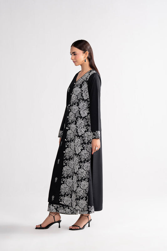 Monochrome'26 By Soha Sultan