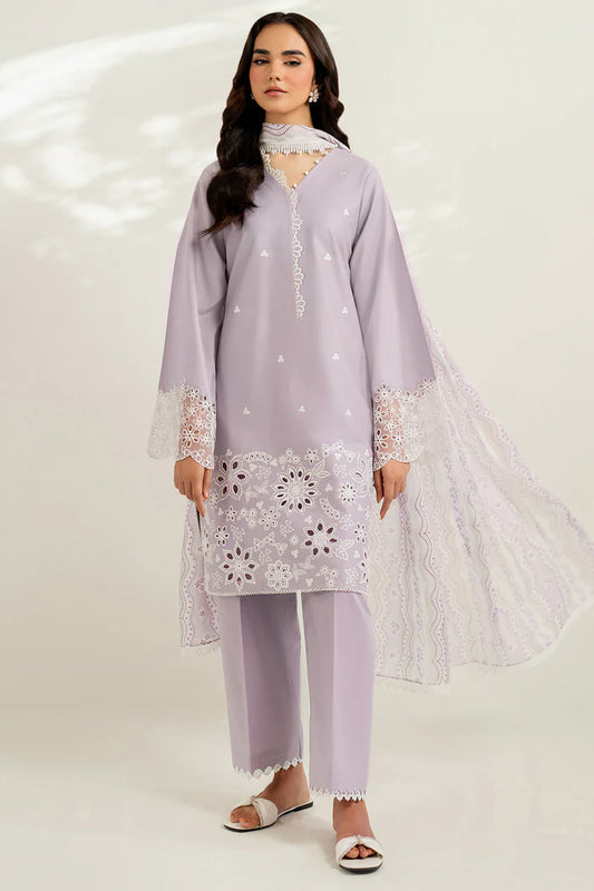 Thread Lines Embroidered by Farasha