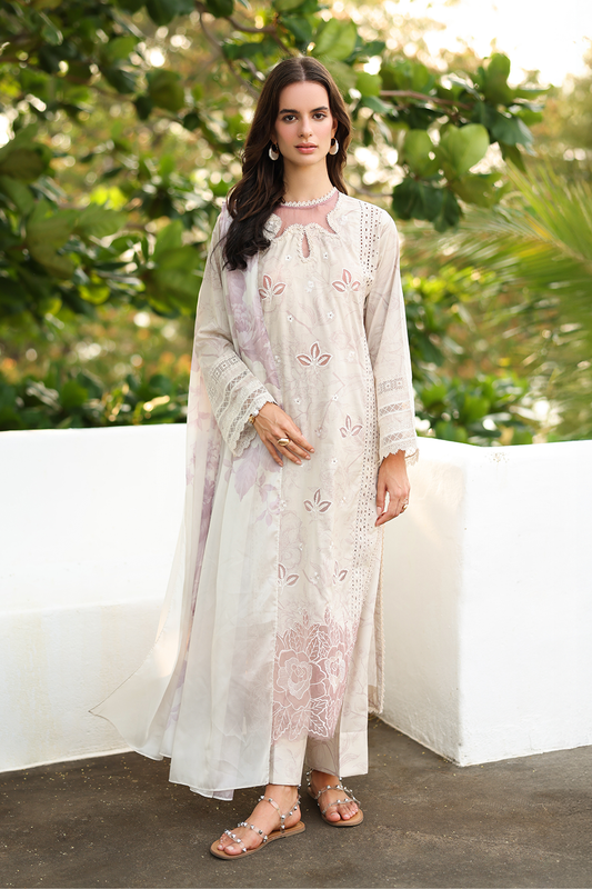 Spring Summer 26 By Iznik