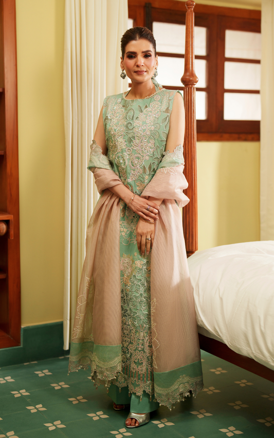 Versa Luxury Lawn By Asifa and Nabeel