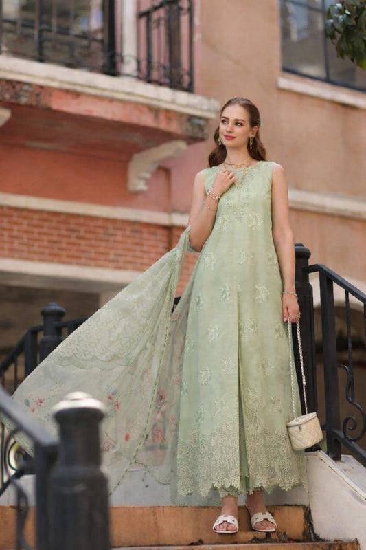 Noor Eid Luxe Printskhaas '26