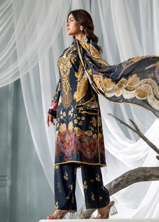 Meerak’s Embroidered Linen 25