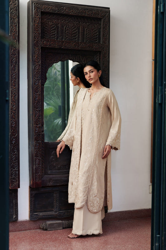 Winter Reverie Karandi Collection By Neeshay